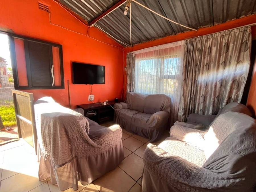 2 Bedroom Property for Sale in Mdantsane Eastern Cape